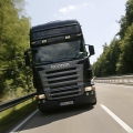 Scania приступила к испытанию автопилотируемых колонн